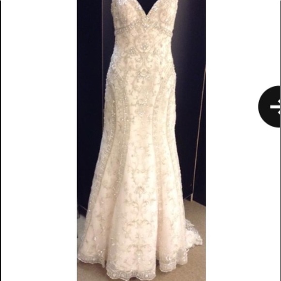 Sottero and Midgley irena gown wedding dress - Picture 12 of 15